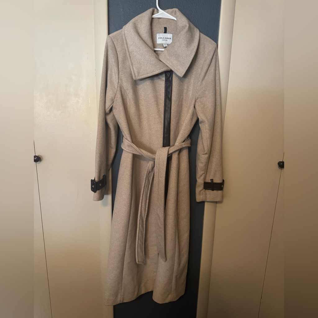 Cole Haan Signature Tan Coat Cole Haan Signature Tan Coat